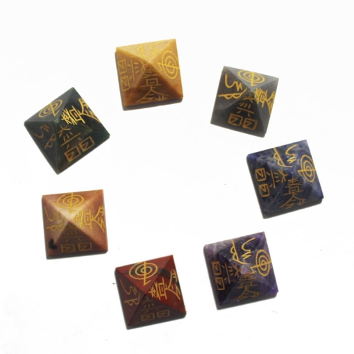 7 Chakra Pyramid Set
